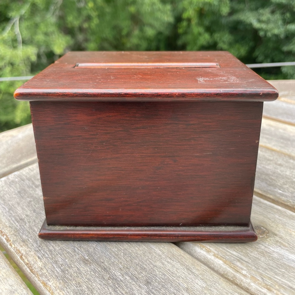 Antique mahogany wood cigarette box / Vintage desktop cigarette dispenser